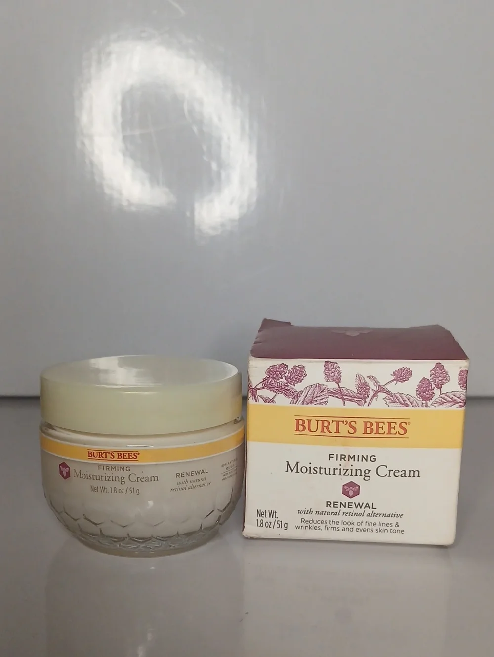 NIB 1.8 Oz Burt's Bees Firming Moisturizing Cream